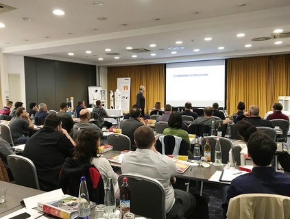 Mit September-Seminaren über den Tellerrand sehen